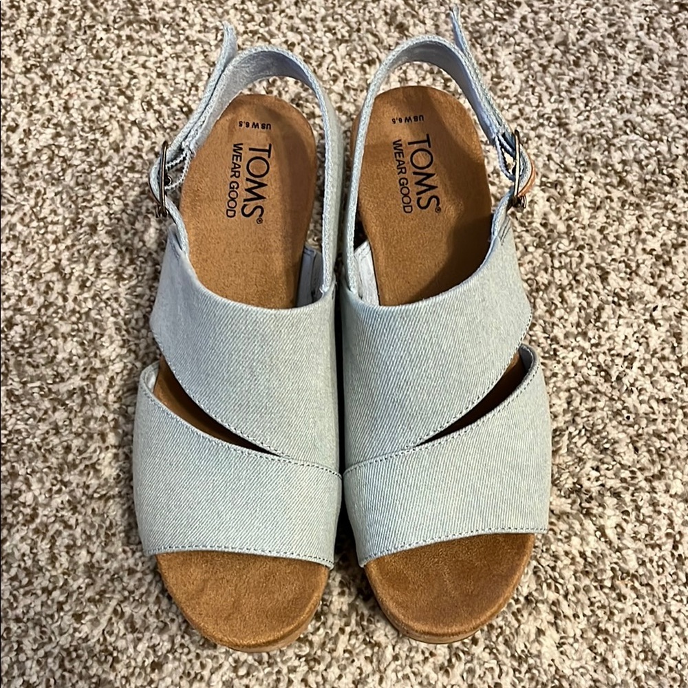 New Toms Wedge Sandals